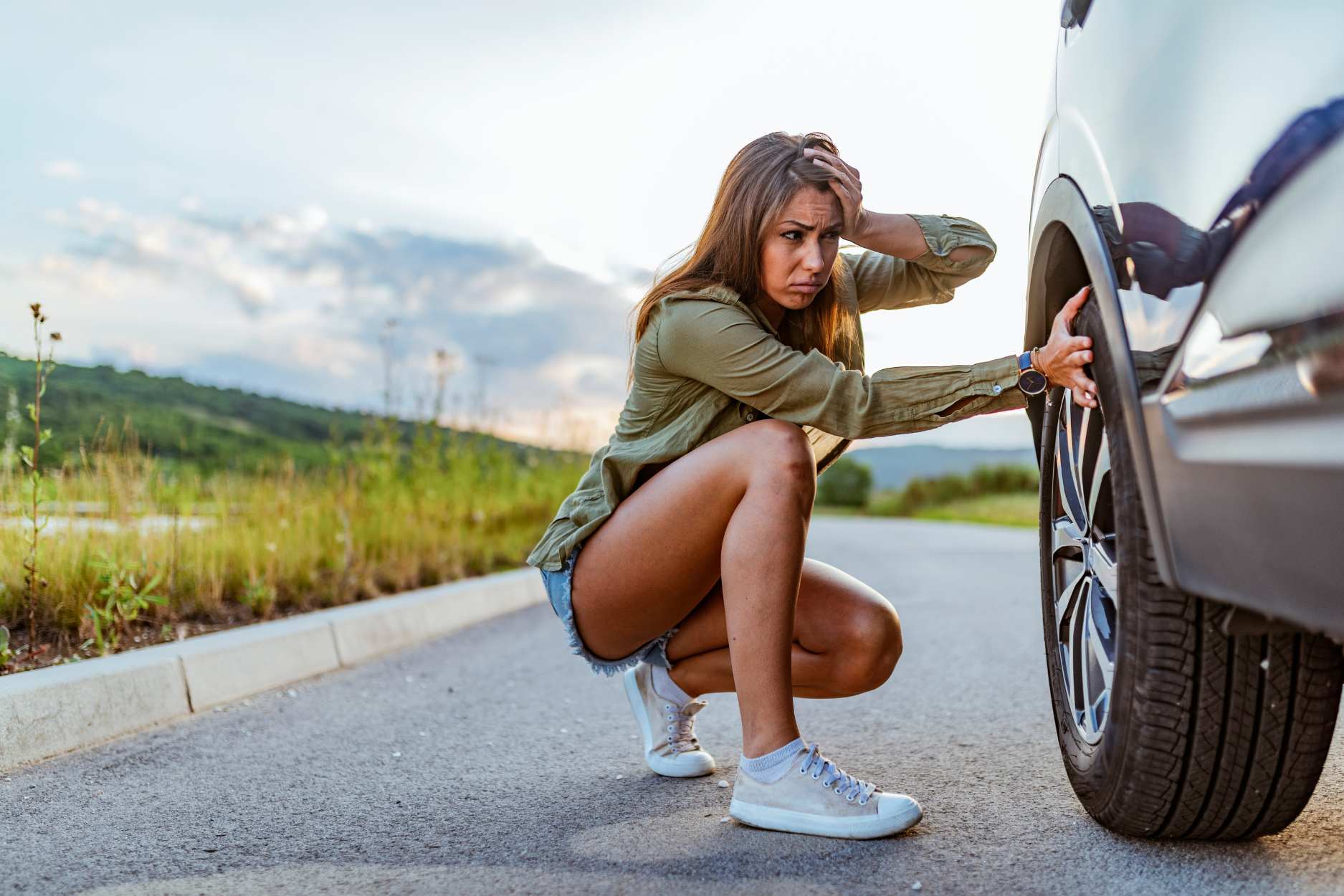 Discover what to do when you have a run-flat tire on the highway. Learn how to safely change a flat tire with our comprehensive DIY guide, ensuring you're prepared for any roadside emergency.