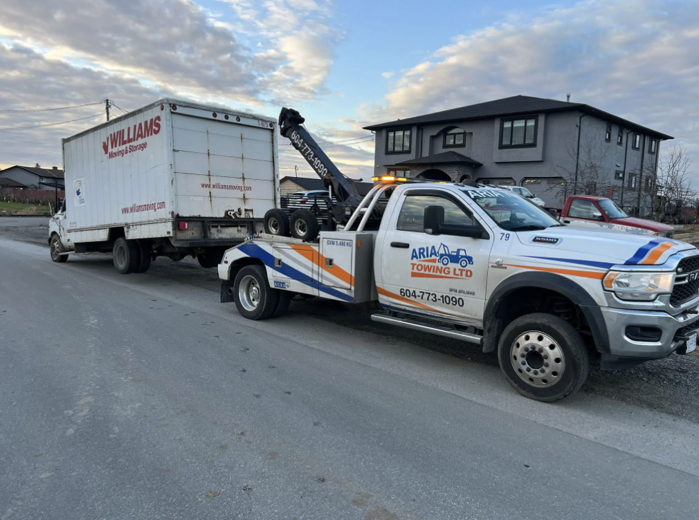 Flatbed Vs Wheel Lift Tow Truck